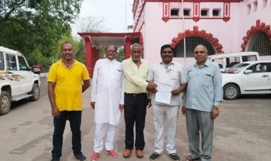 बढ़ती सड़क दुर्घटना के बाद भरर चौक पाटन में ब्रेकर बनाने की मांग, नगर के व्यापारी संघ ने कलेक्टर को सोपा ज्ञापन