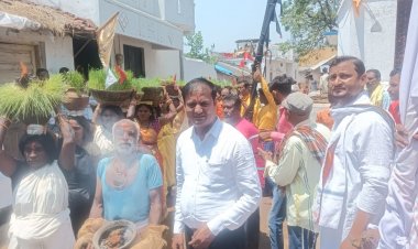 देवी जसजीत के साथ निकाली जोत ज्वारा, नाचते गाते झूमते भक्त ने तालाब में किया विसर्जन