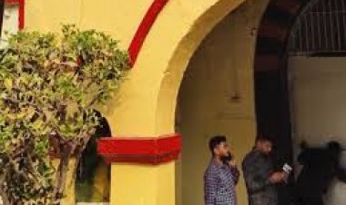 महादेव ऐप से सट्‌टा खिलाने वाले आरोपियों और रसूखदार कैदियों को VIP ट्रीटमेंट मिल रहा