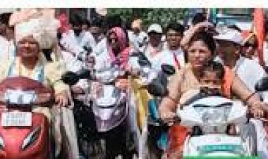 श्री 1008 भगवान महावीर जन्म कल्याणक महोत्सव के तहत वाहन रैली निकाली गई