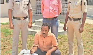 कोमाखान पुलिस ने 14 किलो गांजे के साथ एक अंतरराज्यीय तस्कर को गिरफ्तार किया