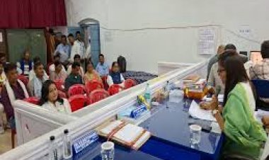 लोकसभा चुनाव के अंतर्गत दुर्ग संसदीय क्षेत्र में नाम वापसी के अंतिम दिन 25 अभ्यर्थी चुनाव मैदान पर डटे रहे