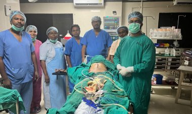 गंभीर पेट दर्द से पीड़ित व्यक्ति का सफलतापूर्वक किया गया सर्जरी