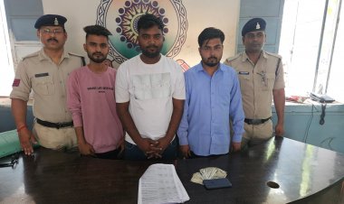 छावनी थाना क्षेत्र में अवैध सट्टा के विरूद्ध की गई कार्यवाही , तीन आरोपी गिरफ्तार