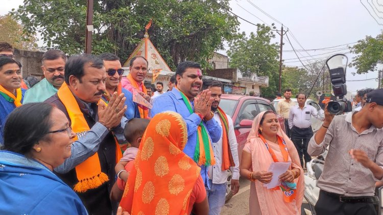 मोदी के नेतृत्व देश आगे बढ़ रहा है - गजेंद्र यादव