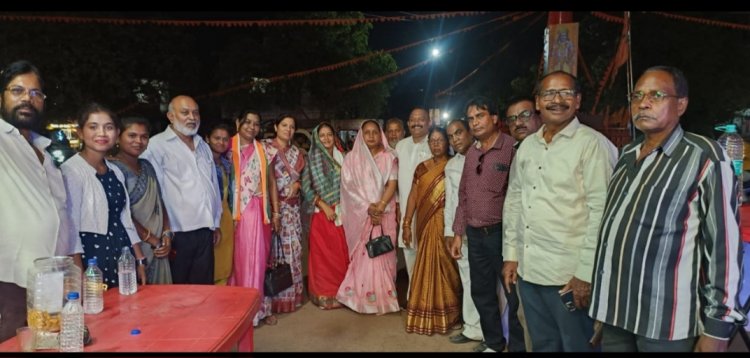 कांग्रेस के दुर्ग लोकसभा उम्मीदवार की धर्मपत्नी ने वैशाली नगर विधान सभा में चुनावी जनसंपर्क अभियान जनता से मांगा समर्थन