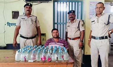 ट्रायसकल से कर रहा था अवैध शराब की बिक्री, गिरफ्तार