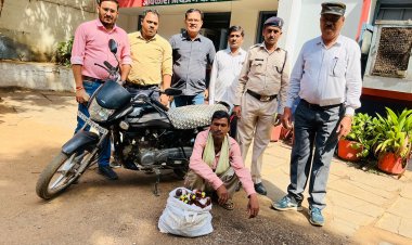 आबकारी विभाग दुर्ग द्वारा शराब कोचियों के विरुद्ध कार्यवाही जारी