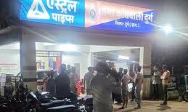 दुर्ग में पति-पत्नी के विवाद के बाद दो पक्ष आपस में भिड़ गए