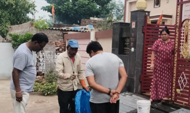 डोर टू डोर कचरा कलेक्शन आयुक्त ने वार्डो के निरीक्षण के दौरान नागरिको से की अपील गीला- सूखा कचरा अलग-अलग