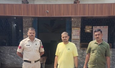 कार का शीशा तोड़कर दिया चोरी की घटना को अंजाम, आरोपी गिरफ्तार