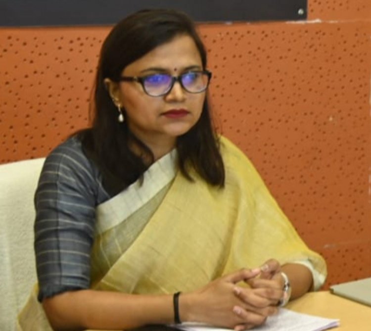 कलेक्टर ऋचा प्रकाश चौधरी की अपील: स्वयं करें मतदान; परिवार, पड़ोस के लोगों को भी मतदान के लिए करें प्रेरित