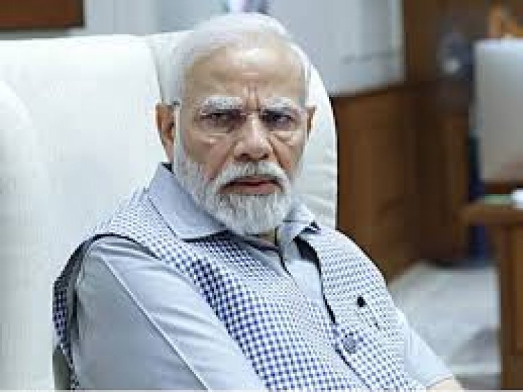 वाराणसी में पीएम नरेंद्र मोदी के खिलाफ कोर्ट में याचिका दाखिल की गई
