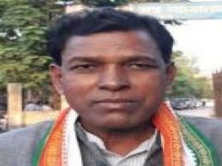 छत्तीसगढ़ के पाली तानाखार के पूर्व विधायक मोहितराम केरकेट्टा और बेटे समेत 10 लोगों के खिलाफ पुलिस ने केस दर्ज किया