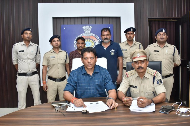 क्षेत्र में दहशत बनाने के लिये अपहरण कर किया मारपीट,थाना नेवई का गुण्डा बदमाश (पिंकी राय उर्फ विजेन्द्र राय एवं शैलेष निर्मलकर) गिरफ्तार
