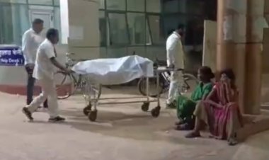 नातिन के लिए केक लाने गए बुजुर्ग का शव झाड़ियों में मिला