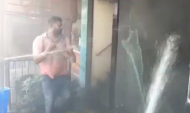 दुर्ग जिला के जुनवानी में  एक बर्गर कॉर्नर शॉप में आगजनी की घटना, मचा हड़कंप