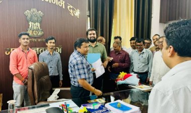 आयुक्त ने ली राजस्व विभाग की बैठक,शतप्रतिशत वसूली का रखा लक्ष्य