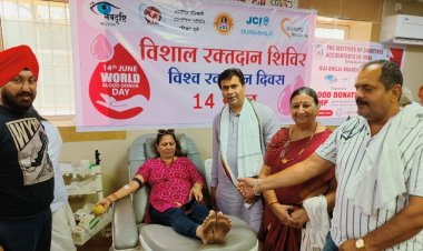 विश्व रक्तदाता दिवस पर रक्तदाताओं ने दिखाया उत्साह,महापौर धीरज बाकलीवाल ने बढ़ाया हौसला