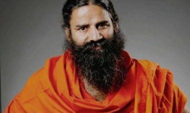 आरएसएस नेता इंद्रेश कुमार के बयान पर योग गुरु बाबा रामदेव की  प्रतिक्रिया भी सामने आई है उन्होंने कहा है कि भगवान राम सबके हैं और देश भी सबका है, देश में विभाजन का बीज बोना राष्ट्र की एकता के लिए अच्छा नहीं है