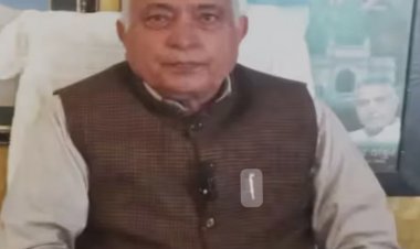 जेडीयू नेता और सीतामढ़ी के सांसद देवेश चंद्र ठाकुर का बड़ा बयान  आया है - यादवों और मुसलमानों का काम अब नहीं करेंगे क्योंकि उन्होंने वोट नहीं दिया