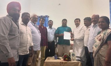 महापौर ने विधायक से मुलाकात की: शहर में विकास कार्य कराने शासन से राशि दिलाने का आग्रह किया