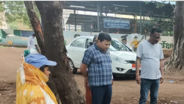 कमिश्नर के शहर दौरा के दौरान:नाली में कचरा डालने वाले कलकत्ता स्वीट्स,को देना पड़ा जुर्माना