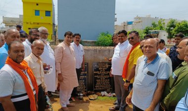 विकास कार्यों का भूमिपूजन,55 लाख रुपए से बनेगा सीमेंटीकरण,गलियों का भी होगा सीमेंटीकरण