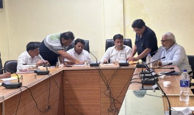 महापौर एवं आयुक्त ने दिए निर्देश,मानसून  को दृष्टिगत रखते हुए बाढ़ एवं आपदा की स्थिति में सभी इंजीनियर रहें अलर्ट