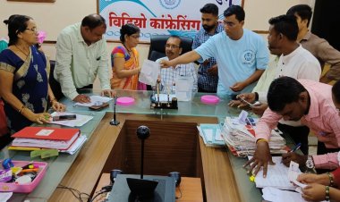 प्रधानमंत्री आवास के लिए हितग्राहियों ने खुद  निकाली लॉटरी,32 हितग्राहियों को मिला का आवास