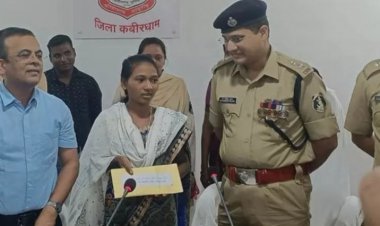 13 लाख रुपए इनामी महिला नक्सली ने किया आत्मसमर्पण