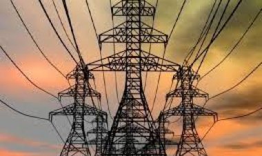 उद्योगों को मिलने वाली बिजली की कीमतों में बढ़ोतरी के विरोध में सोमवार रात 12 बजे से करीब 200 स्टील, स्पंज आयरन और रोलिंग मिल में प्रोडक्शन बंद कर दिया गया