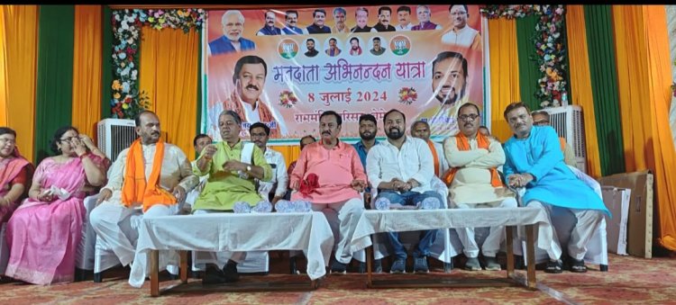 मतदाता अभिनन्दन यात्रा में शामिल हुए दुर्ग सांसद व बेमेतरा विधायक