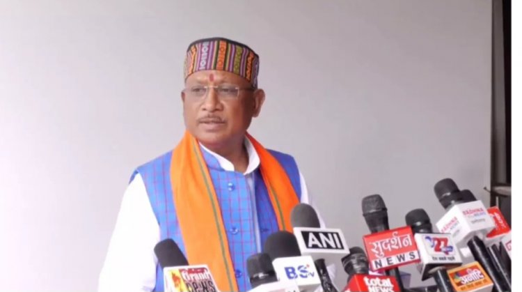 मुख्यमंत्री विष्णुदेव साय ने राजधानी में कोयला कारोबारी के कार्यालय पर फायरिंग की घटना में संलिप्त आरोपियों को जल्द पकड़ने का भरोसा दिलाया