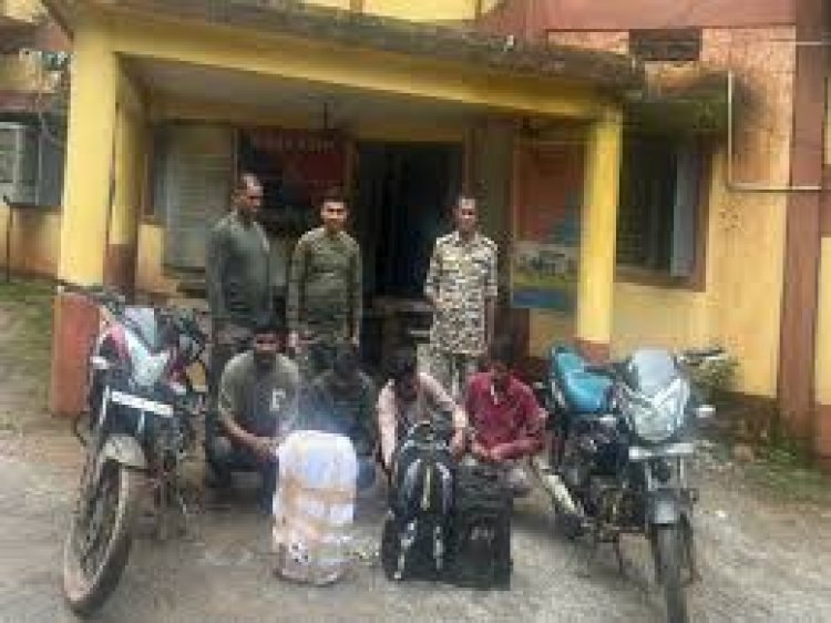 छत्तीसगढ़ की बस्तर पुलिस ने करीब 6 लाख रुपए के गांजे के साथ 6 तस्करों को गिरफ्तार किया
