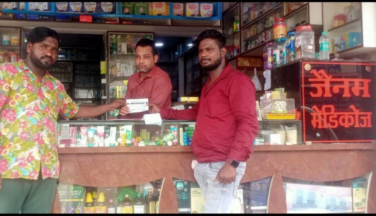 मेडिकल स्टोर्स संचालक पर सड़क किनारे मलबा रखने पर लगा जुर्माना,स्वच्छता पर निगम सजग