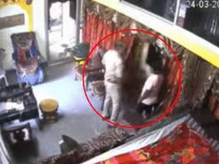 रायपुर में गर्ल्स हॉस्टल में घुसकर आदिवासी महिला के साथ बदसलूकी करने वाले पूर्व ट्रैफिक पुलिस इंस्पेक्टर को दो साल की जेल,8 हजार जुर्माना