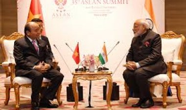 वियतनाम के पीएम से चर्चा कर पीएम मोदी.......बीते 10 वर्षों में हमारे संबंधों के आयाम विस्तृत एवं प्रगाढ़ हुए