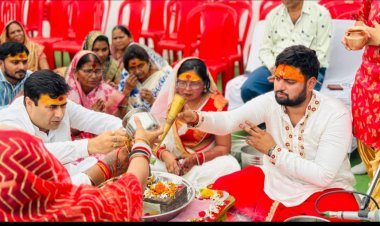 महापौर ने नगर निगम परिसर माँ दुर्गा मंदिर में श्रावण मास के तीसरे सोमवार को भगवान शिव का विधि- विधान के साथ रुद्राभिषेक किया