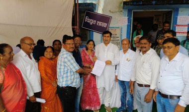 जन समस्या निवारण शिविर में मिले पीएम आवास,सड़क/नाली निर्माण एवं अतिक्रमण से संबंधित आवेदन