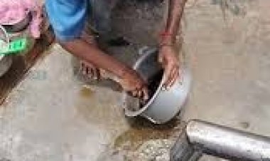 छत्तीसगढ़ के बिलासपुर स्थित सरकारी स्कूल में छात्रा से बर्तन धुलवाने पर संकुल शैक्षिक समन्वयक और 2 टीचरों को सस्पेंड कर दिया गया