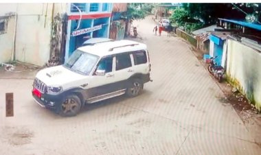 बिलासपुर  जिले के सिरगिट्टी में काली मंदिर के पुजारी के घर फर्जी क्राइम ब्रांच की टीम ने छापा मारा और घर से 1 करोड़ तीस लाख रुपए से भरी पेटी उठाकर ले गए