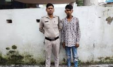 रायपुर में अंतिम संस्कार में शामिल होने पहुंचे युवक की पेट पर चाकू घोंप दिया