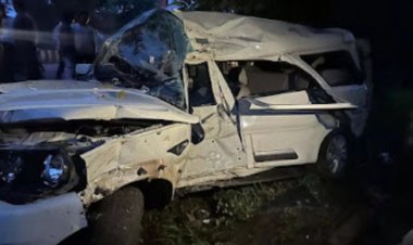 भिलाई से लगे जामुल क्षेत्र में  स्कॉर्पियो अनियंत्रित होकर पेड़ से जा टकराई मौके पर दो युवको की मौत 2 गंभीर रूप से घायल