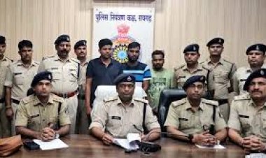 छत्तीसगढ़ के रायगढ़ में पुलिस ने महिला समेत 9 इंटर स्टेट गांजा तस्करों का पर्दाफाश किया