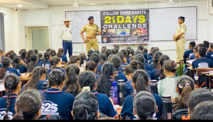यातायात पुलिस दुर्ग की लगातार प्रयासों से जून माह की तुलना मे जुलाई माह मे 55% सड़क दुर्घटना एवं मृतकों मे आयी कमी