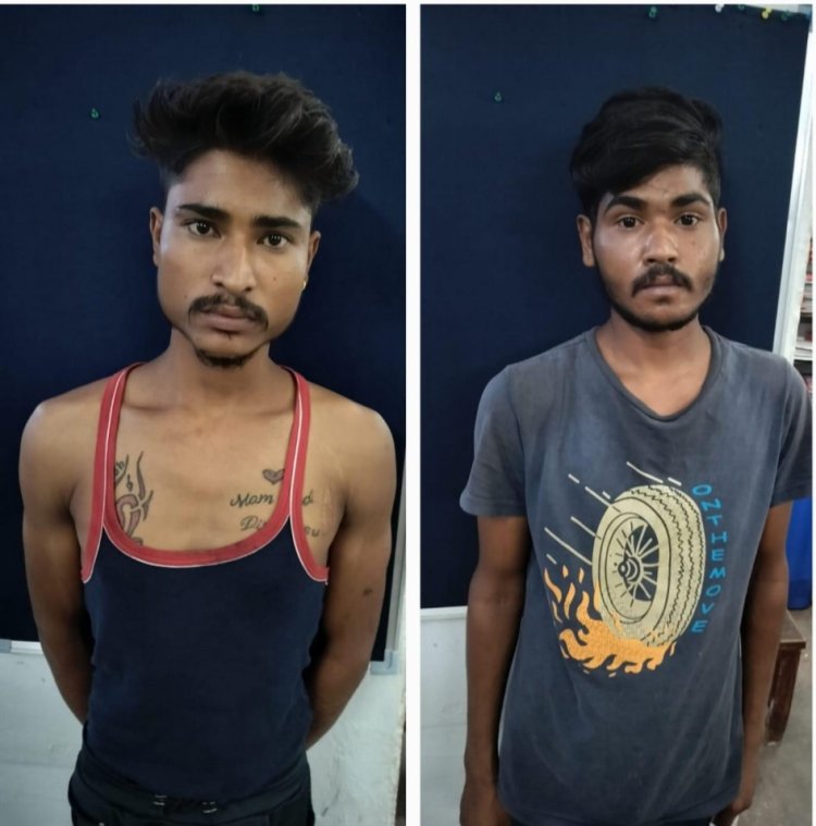 दुर्ग में 15 अगस्त शुष्क दिवस के दिन अवैध रूप से शराब की बिकी करते हुऐ दो युवक गिरफ्तार