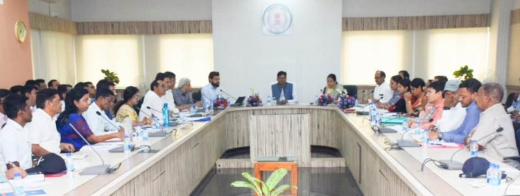 मोबाइल बेस्ड एप्लीकेशन ’सुगम’ का वाणिज्य मंत्री ने किया लोकार्पण वाणिज्य कर मंत्री ओ पी चौधरी