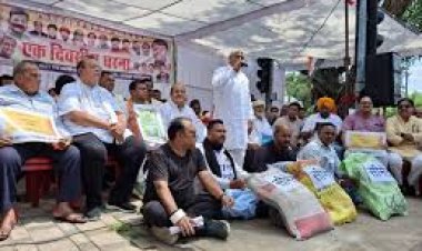 छत्तीसगढ़ में सीमेंट के दाम बढ़ गए हैं। इस वजह से अब सियासी बवाल भी बढ़ गया