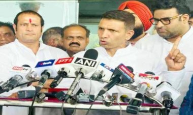 विधायक देवेंद्र यादव से मिलने सेंट्रल जेल पहुंचे एमपी के पीसीसी चीफ जीतू पटवारी, कहा – छत्तीसगढ़ में चल रही तानाशाही